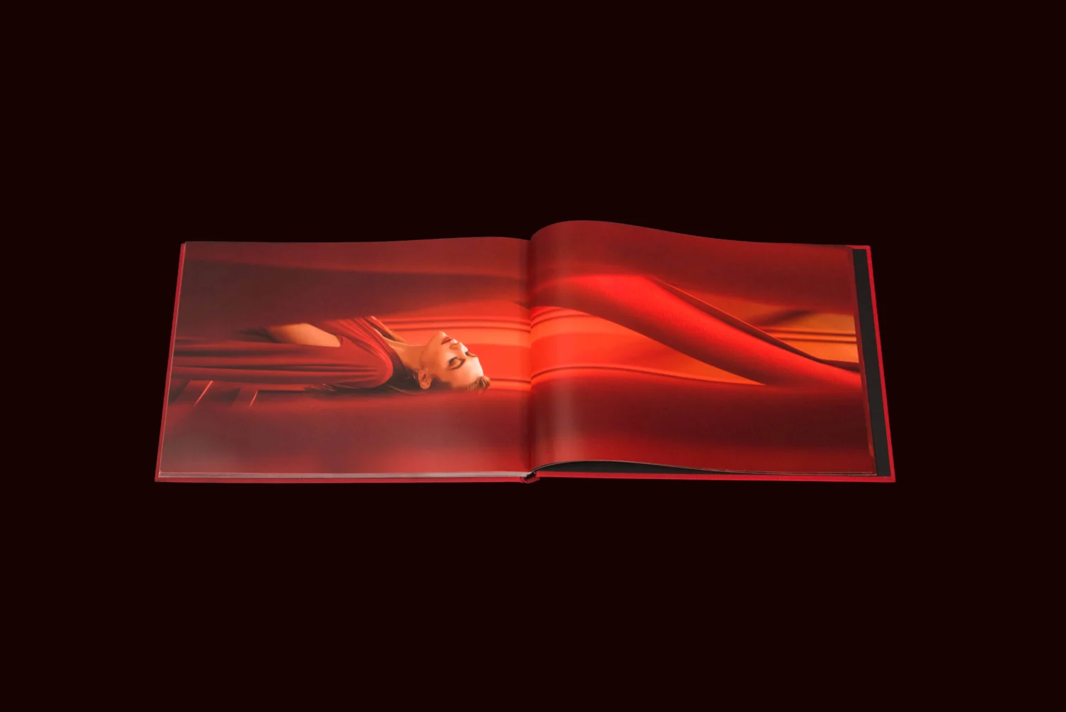 red_loreal_17-Noir-Editions red loreal Noir Editions